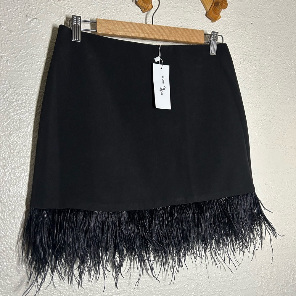 Edit By Nine Feather-Trim Black Mini Skirt